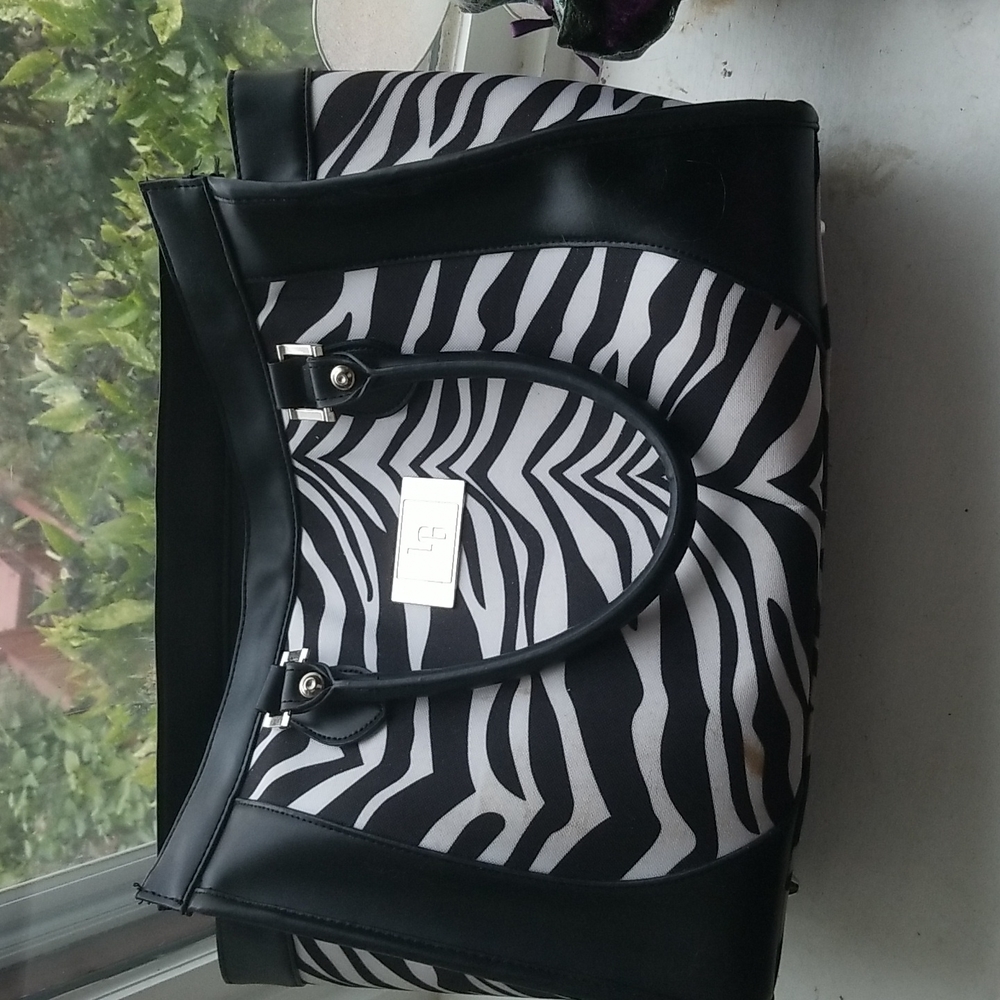 Handbag, Lori Grinier,  black &white